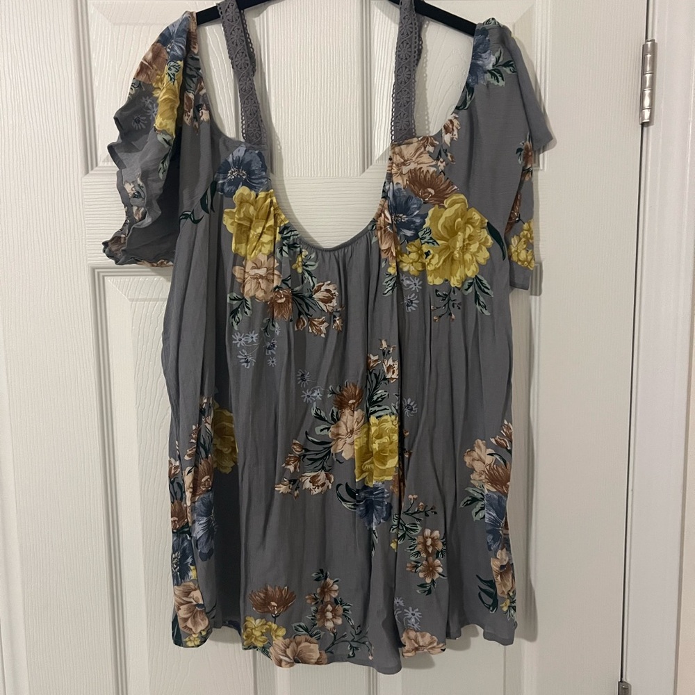 Torrid Gray Floral Blouse with Yellow and Blue Accents
